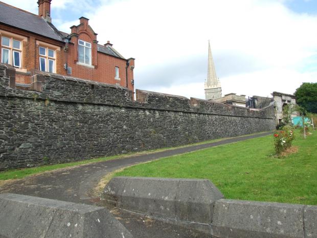 Derry Walls