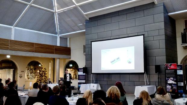 Sam Dill, Director StudioRogers, presentation